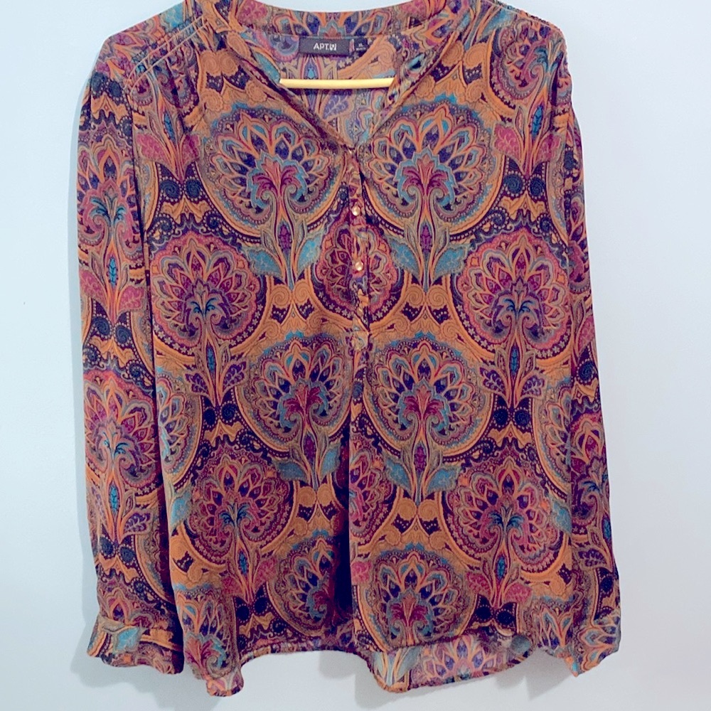 PEACOCK PRINT BLOUSE BY APT 9 XL ELEGANT PEARLIZED BUTTONS